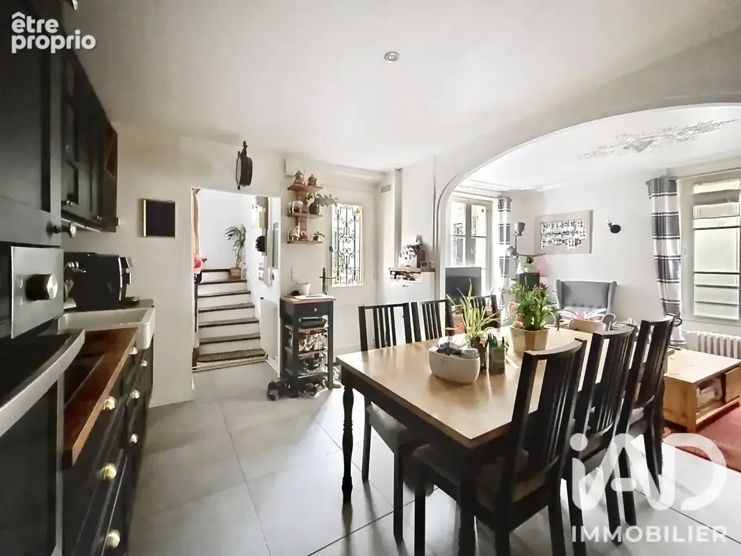 Photo 1 - Maison à BRIE-COMTE-ROBERT