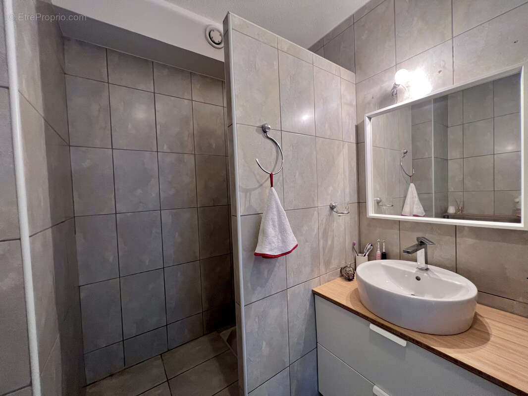 Appartement à MANDELIEU-LA-NAPOULE