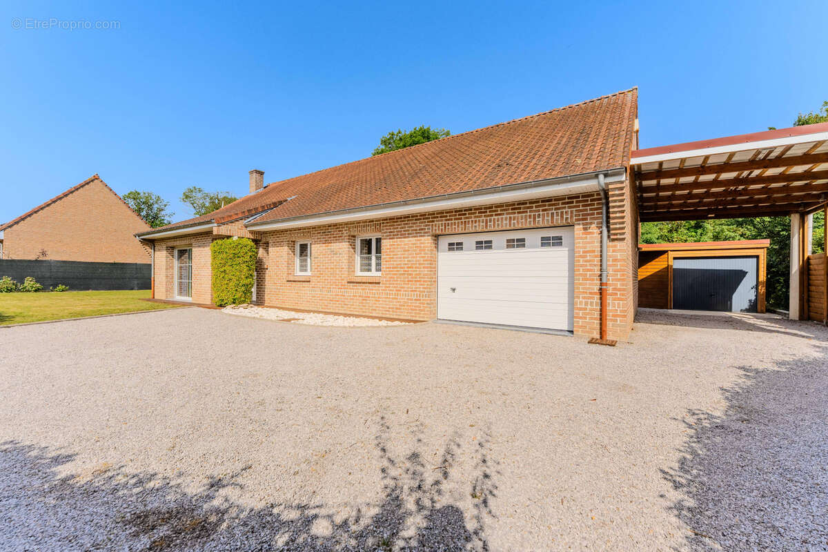 Maison à BAUVIN