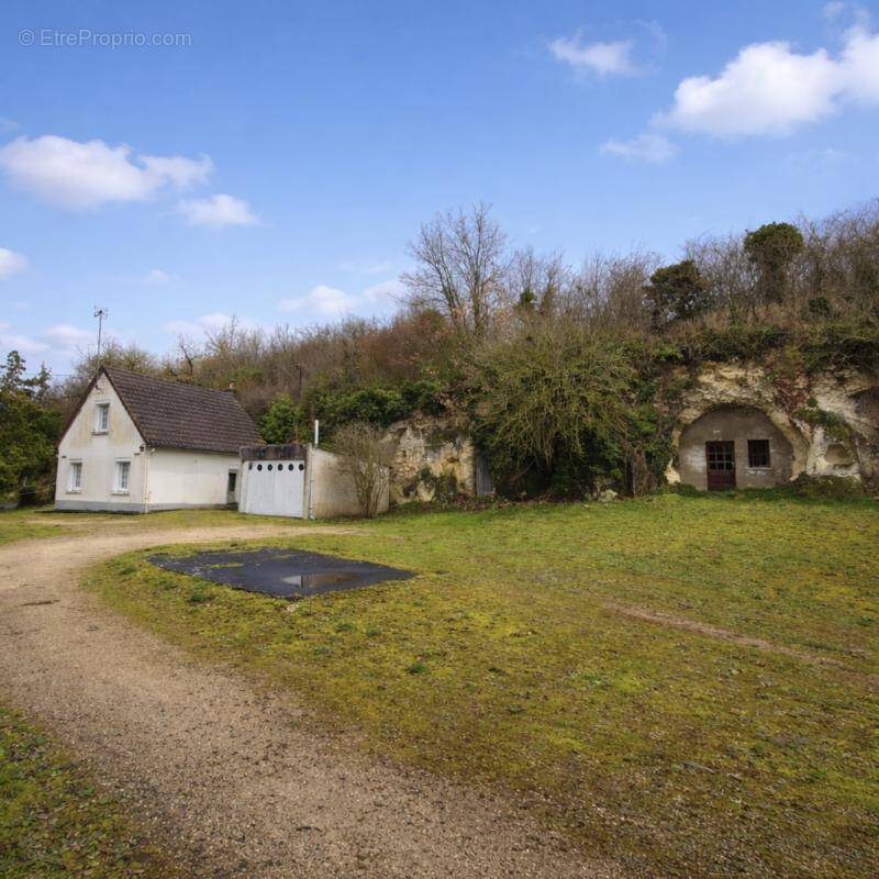 Maison à NEUILLE-PONT-PIERRE