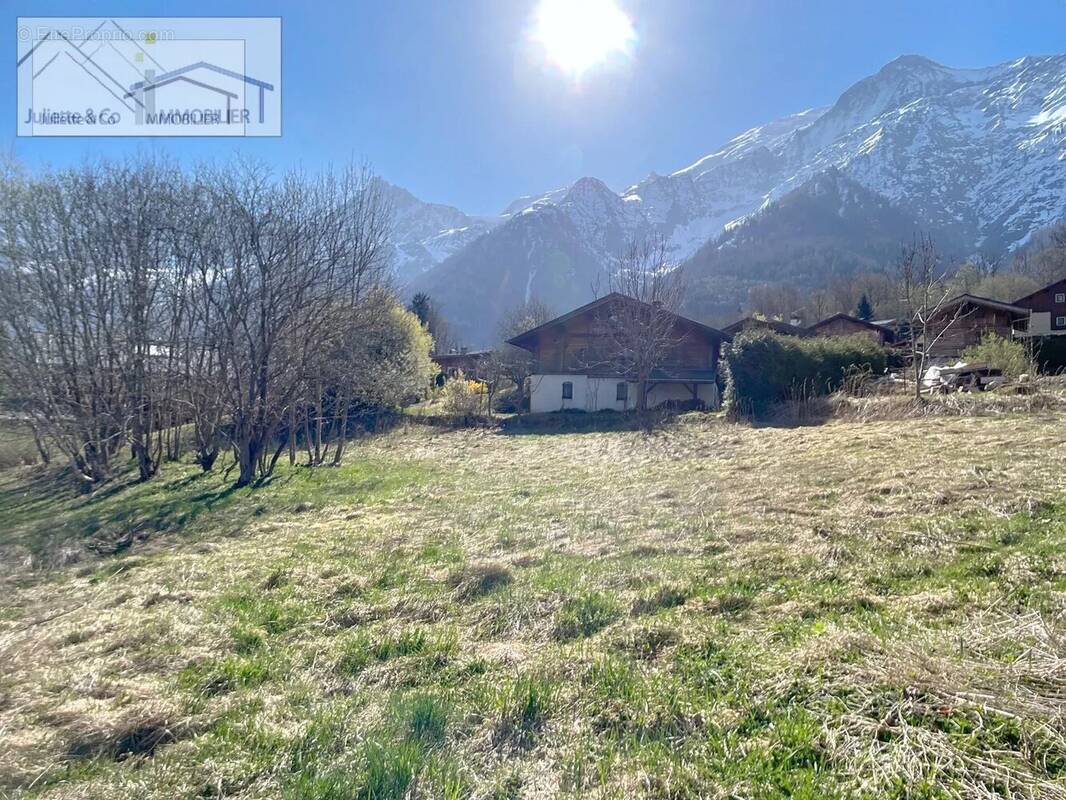 Terrain à LES HOUCHES