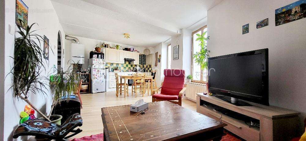 Appartement à MOIRANS