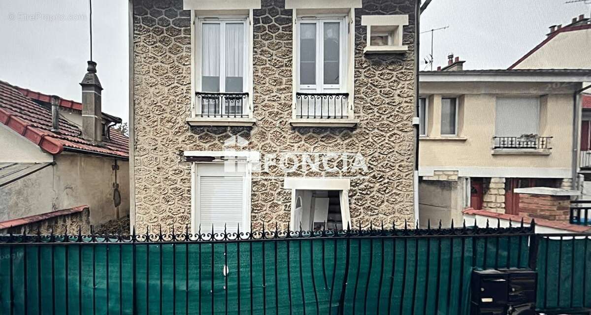 Appartement à ROSNY-SOUS-BOIS