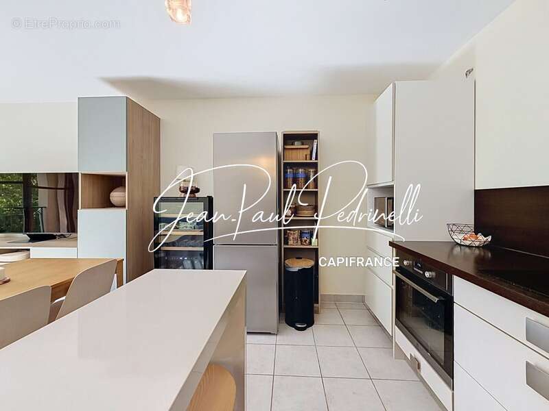 Appartement à TASSIN-LA-DEMI-LUNE