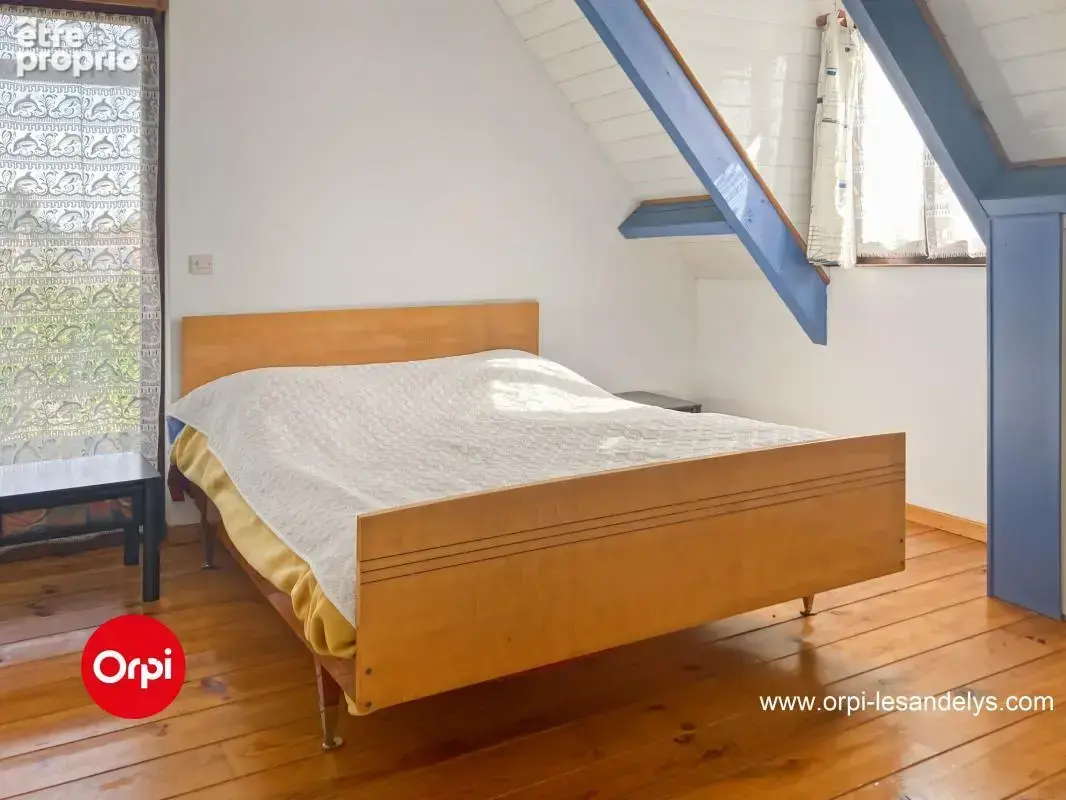 Maison traditionnelle à Vendre - Vallée de Seine - 4 chambres - sous-sol total - photo 14