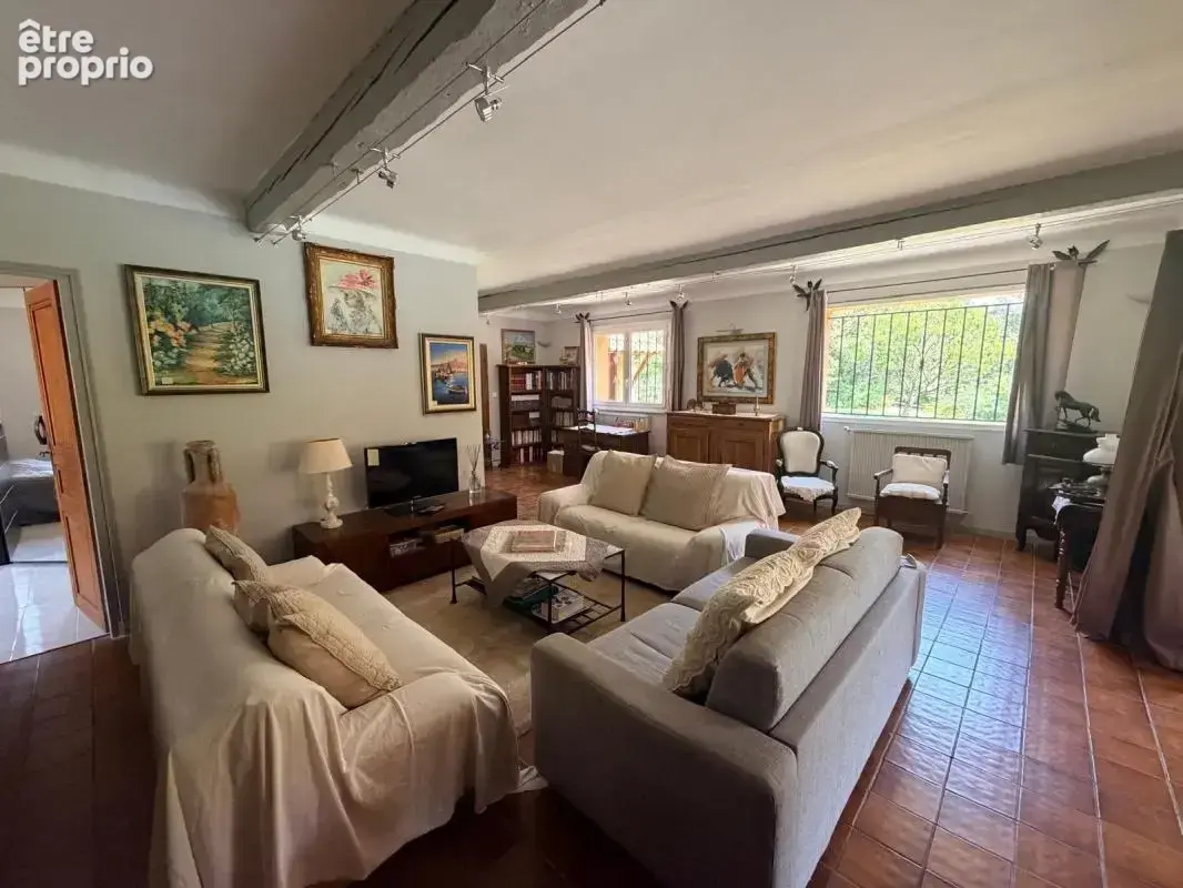 Maison avec piscine et dépendances à Saint-Marc-Jaumegarde, à 10 minutes d’Aix-en-Provence - photo 12