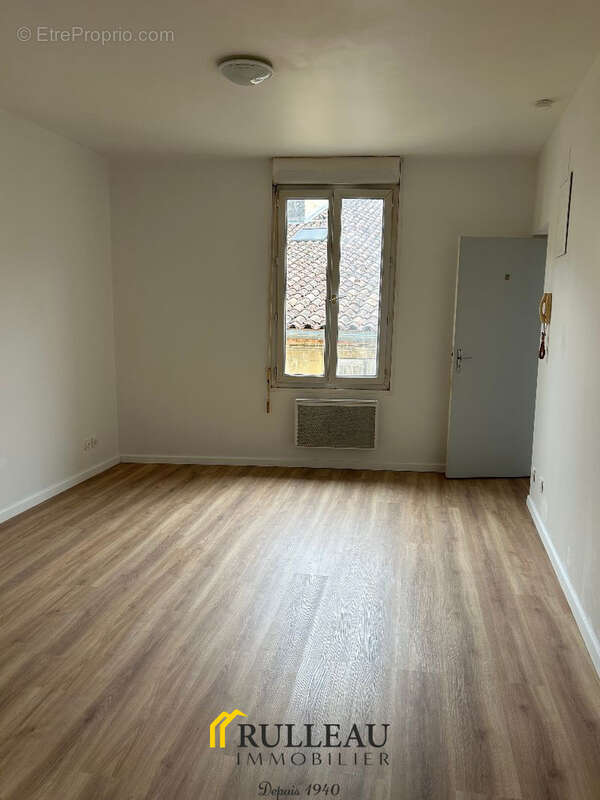 Immeuble de rapport: 4 studios loués - photo 2