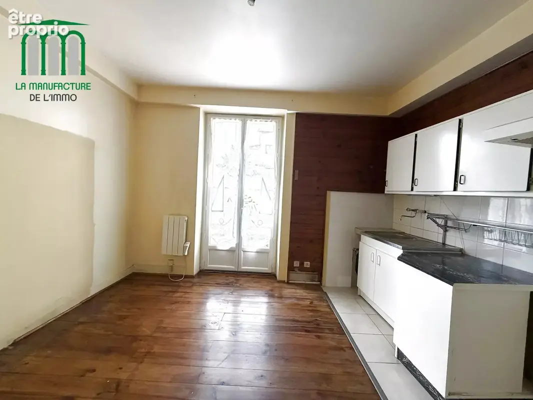 Appartement F3 - 72,58M2 - 2 Caves - Garage - Saint-Etienne/ Bergson - La Terrasse - photo 3