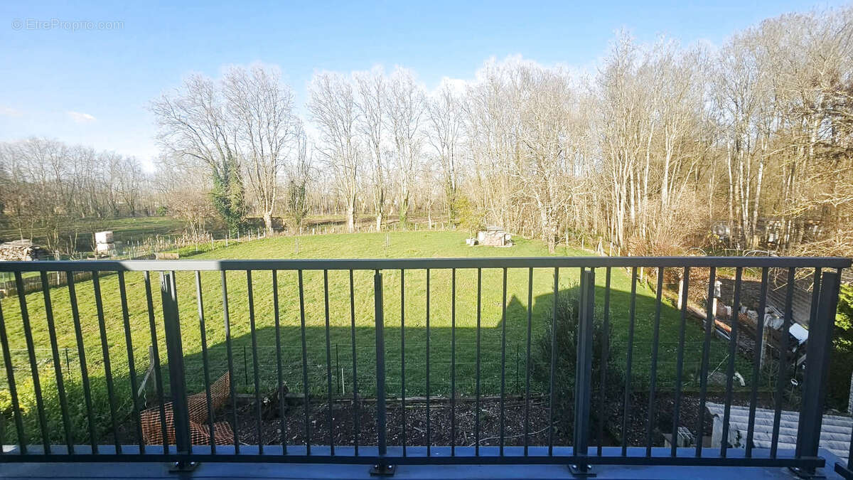 Maison à AIGREFEUILLE-D'AUNIS