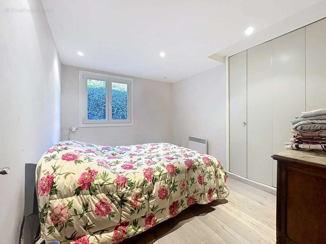 Maison à NANS-LES-PINS