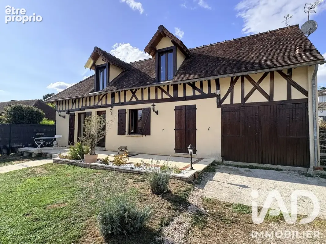 Photo 1 - Maison à VILLY-LE-MARECHAL