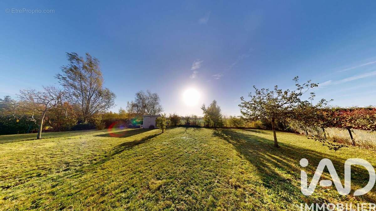 Photo 4 - Maison à LESTREM