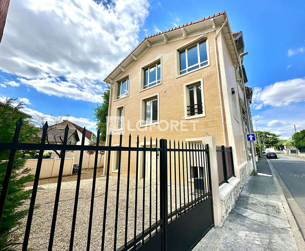 Maison à VILLEMOMBLE