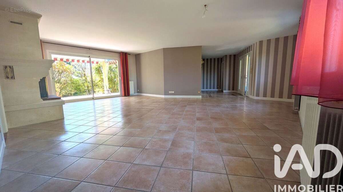 Photo 3 - Maison à LEOGNAN