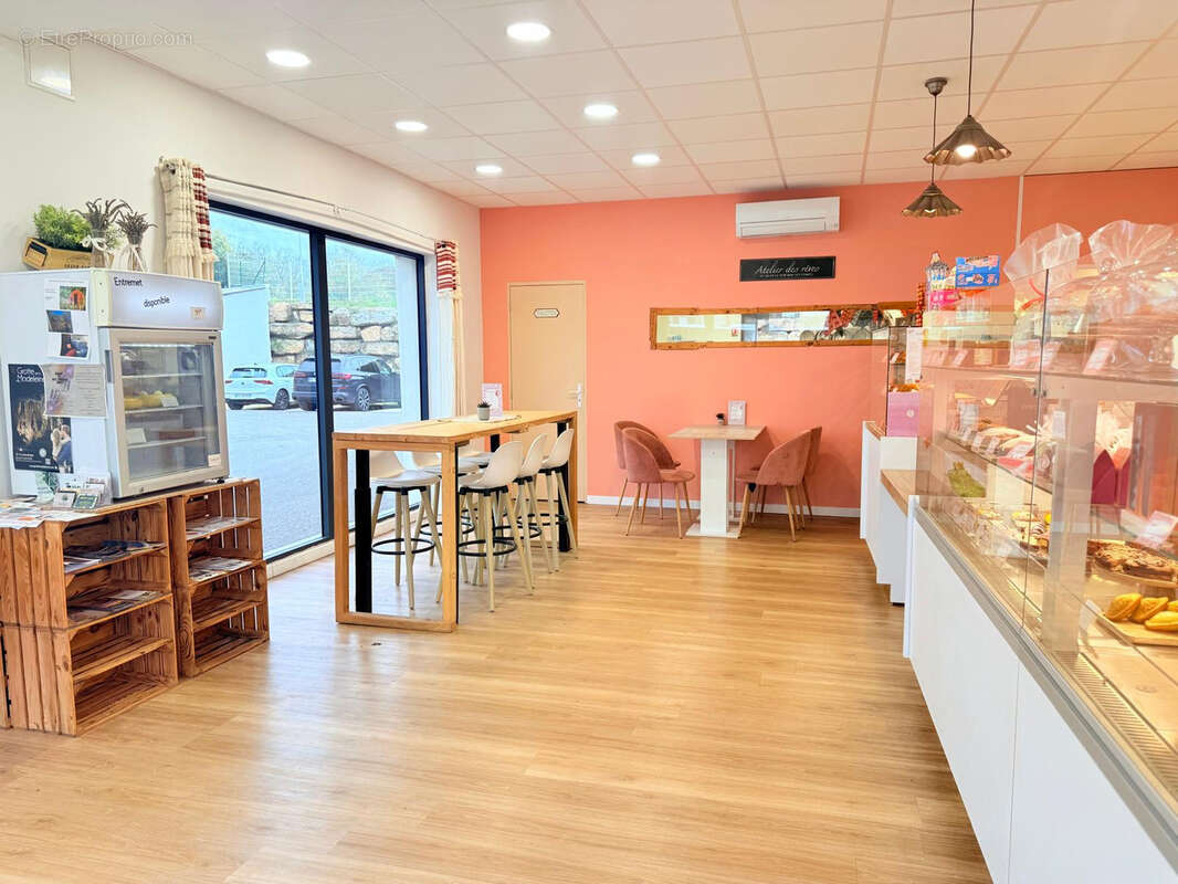 Commerce à BOURG-SAINT-ANDEOL