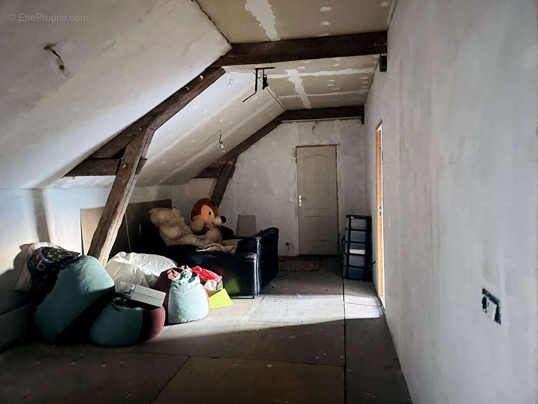 Maison à SAINT-EPAIN