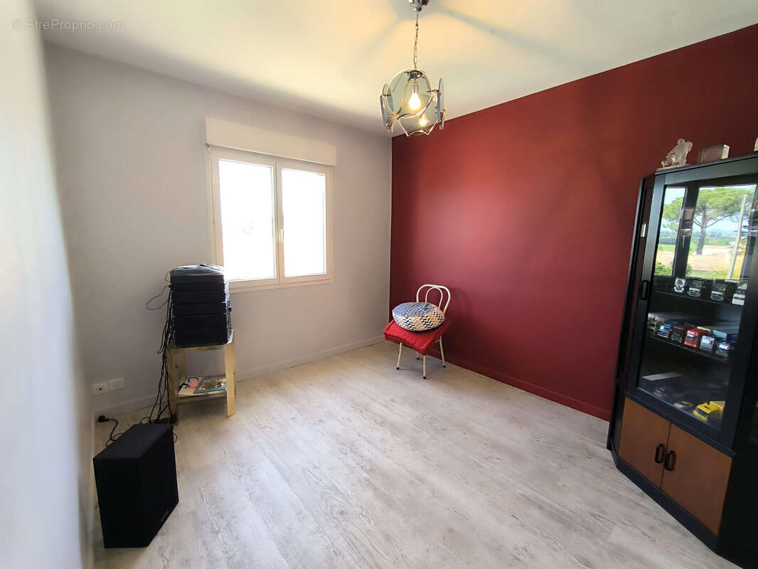 Maison à RIBAUTE-LES-TAVERNES