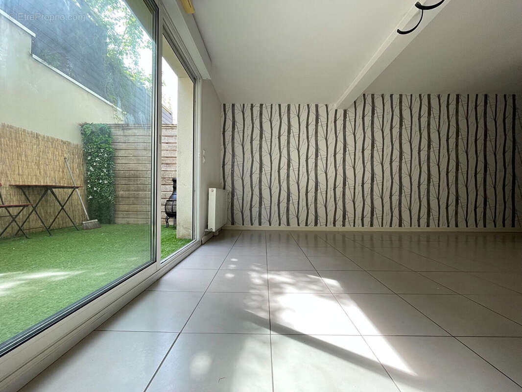 Appartement à CENON