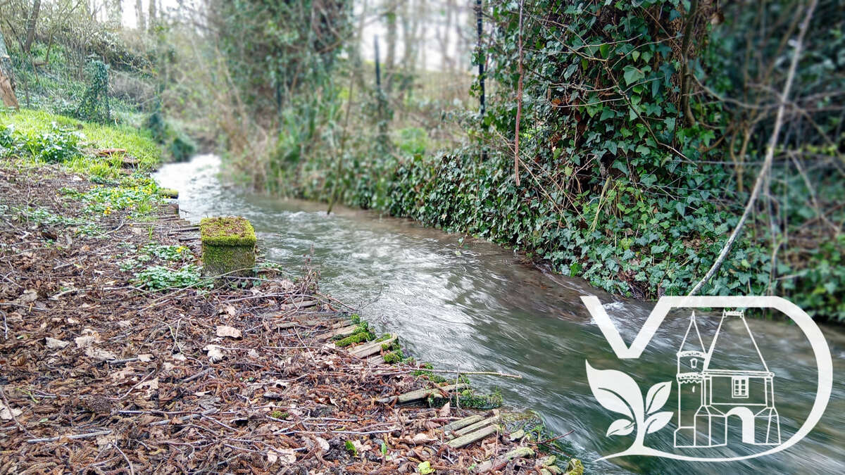 Maison à ONS-EN-BRAY