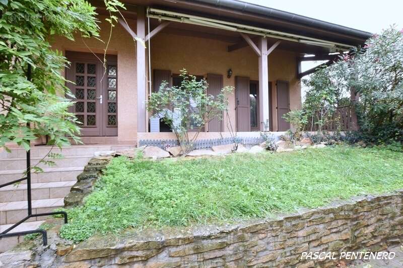 Maison à DECINES-CHARPIEU