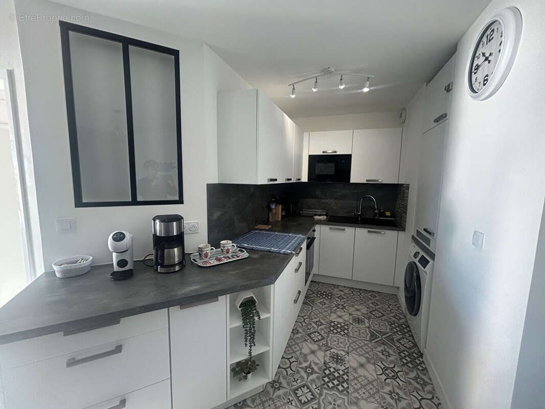 Appartement à FOURAS