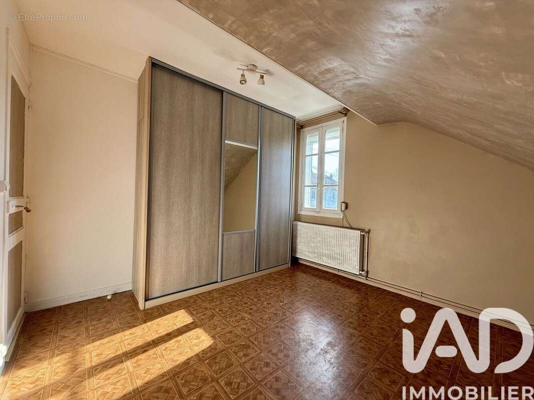 Photo 8 - Maison à COMPIEGNE
