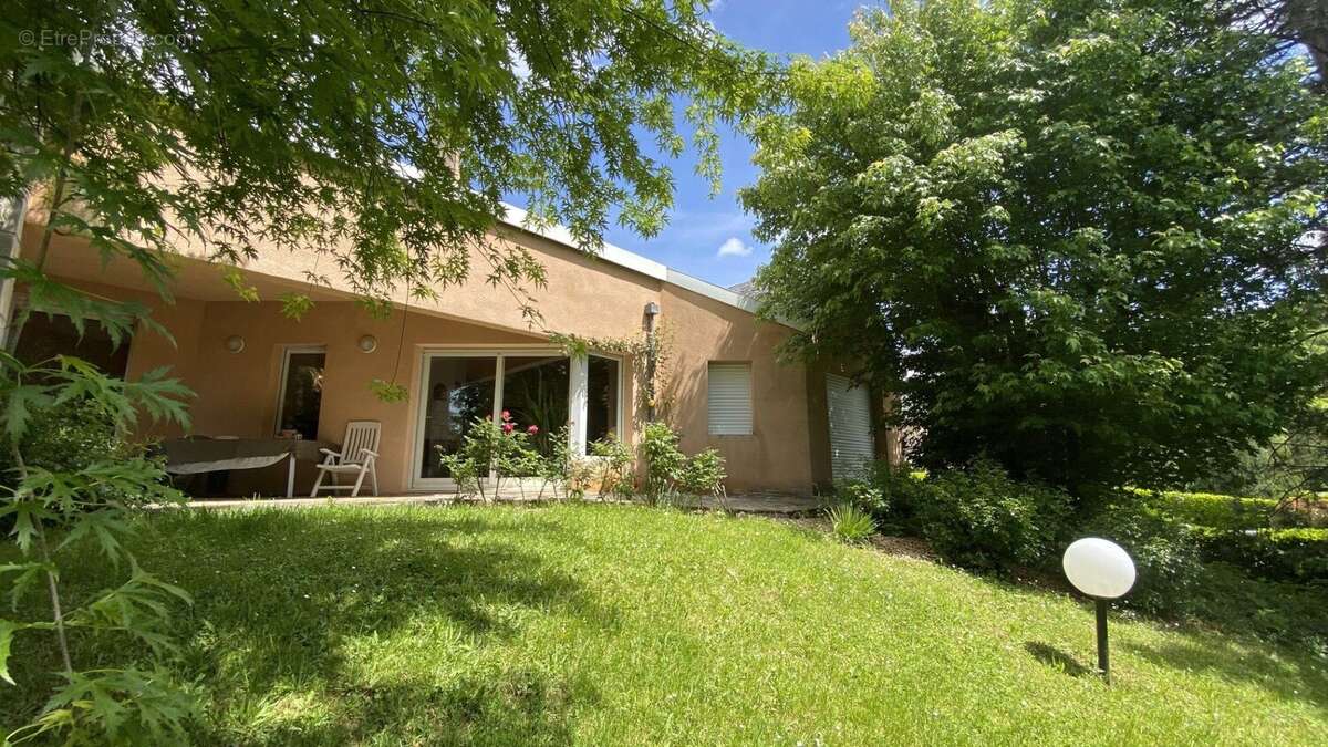 Maison 188 m² à Rodez  - photo 3