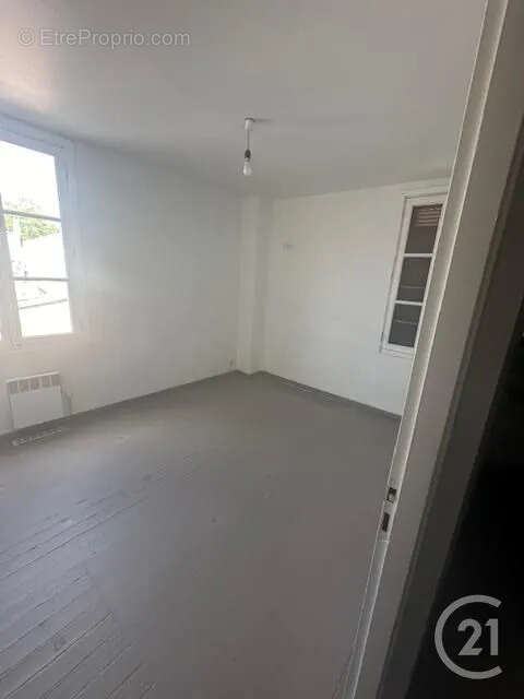 Maison à AMBARES-ET-LAGRAVE