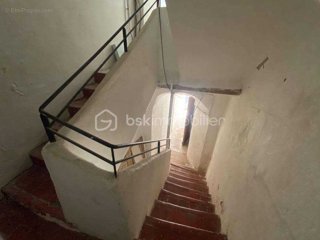 Immeuble à rénover – 150 m² – Fort potentiel investisseur - photo 15