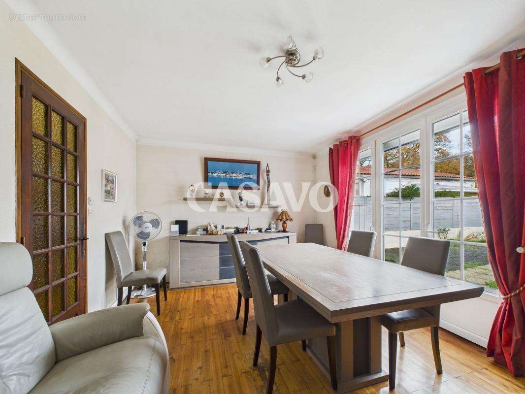 Maison à SAINT-SEBASTIEN-SUR-LOIRE