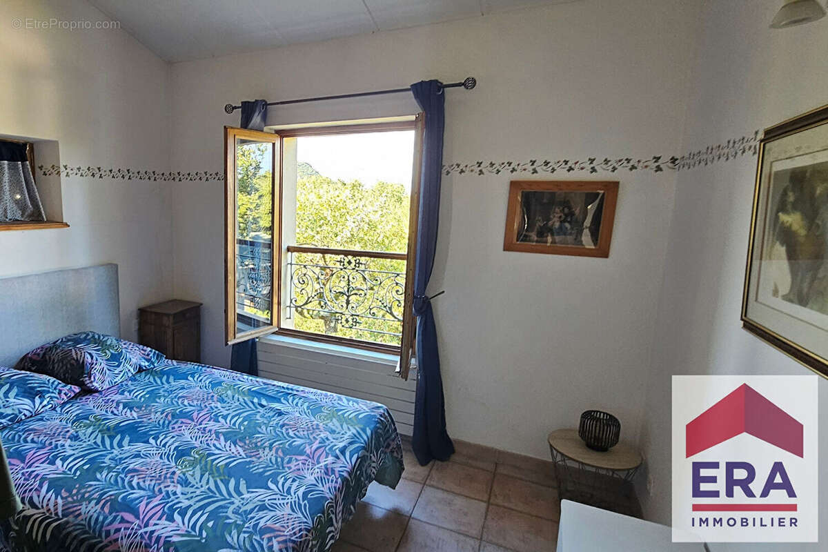 Maison à SAINT-PAUL-TROIS-CHATEAUX