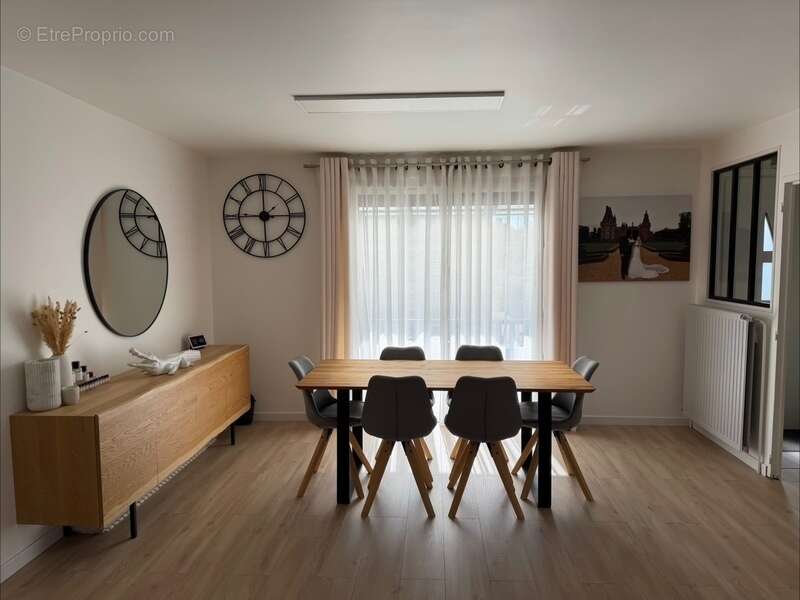 Maison à MAINVILLIERS