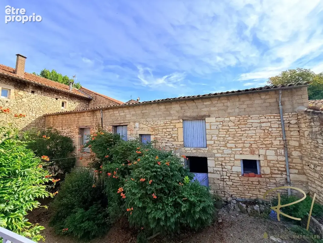 Ensemble immobilier au coeur du village de Barjac - photo 13