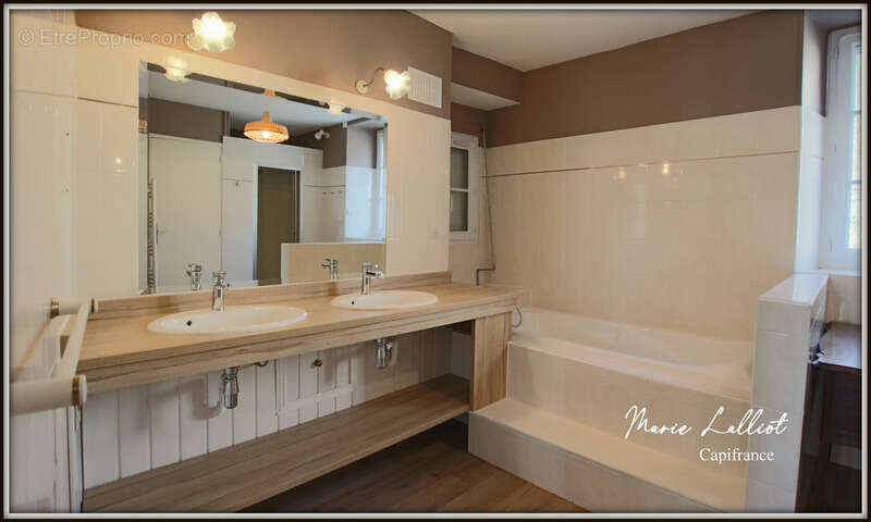 Maison à vendre 8 pièces, 204m², Puiseautin, 5 chambres, Piscine, Garage, Climatisation, Panneaux Solaires, Cave - photo 13