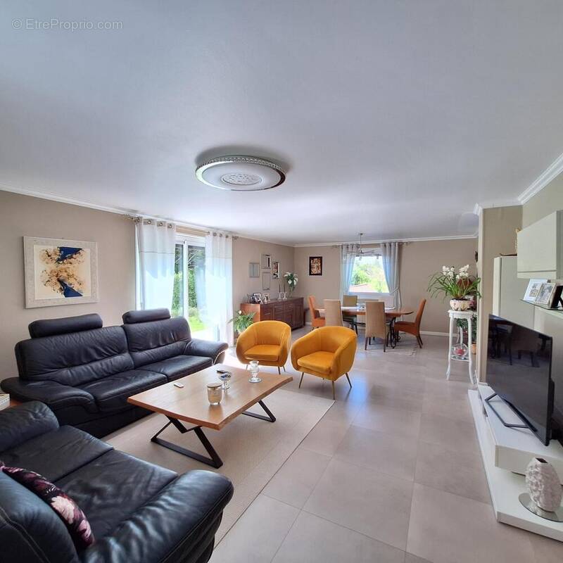 Photo 1 - Maison à LE CREUSOT