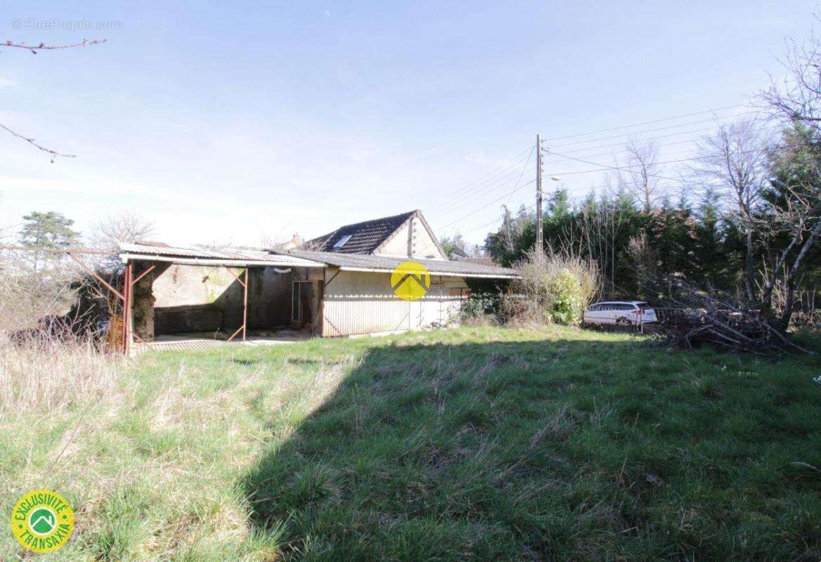 Maison à NERIS-LES-BAINS