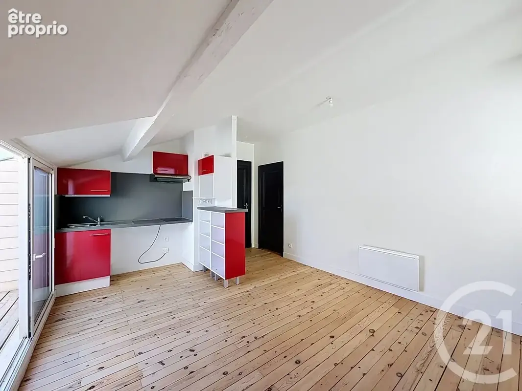 Appartement 2 pièces 31 m² à vendre à Bordeaux (33800) - photo 2