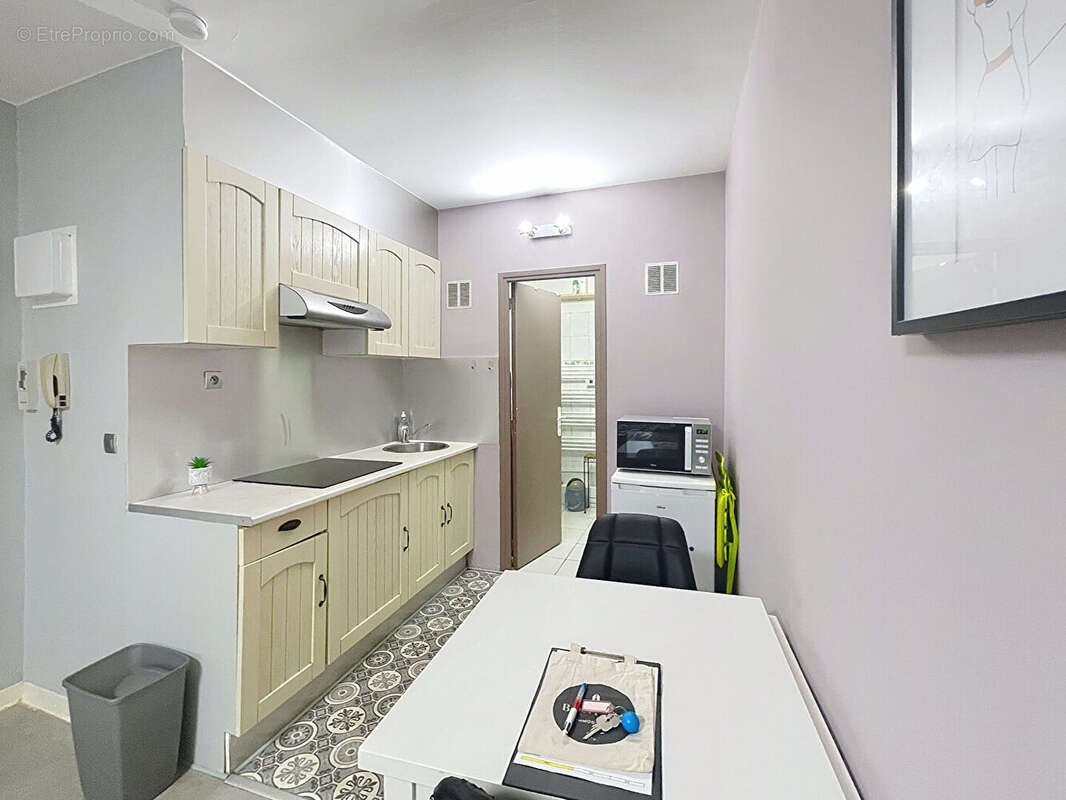 Appartement Avignon 1 pièce 21.84 m2 MEUBLÉ LOUE - photo 4