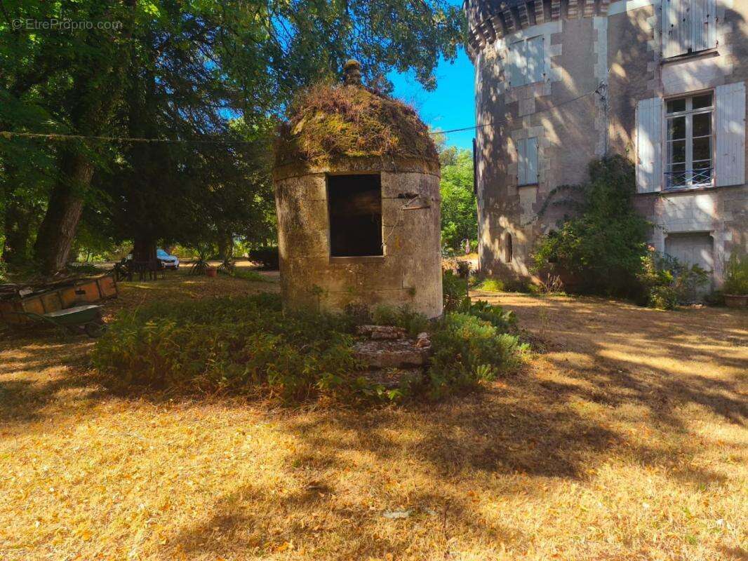 Maison à CHAMPAGNAC-DE-BELAIR