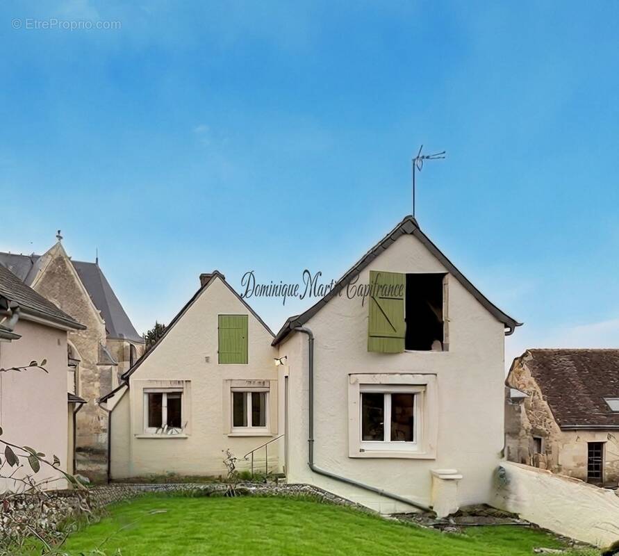 Maison à COURDEMANCHE