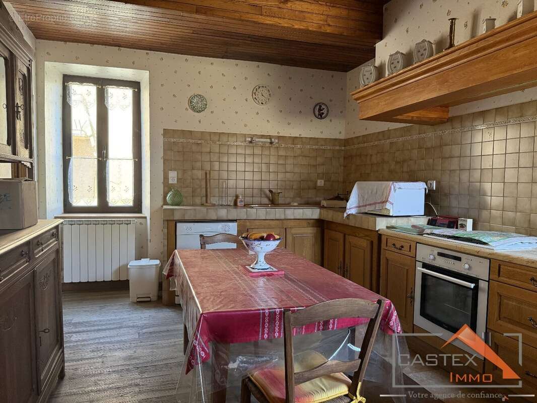 EXCLUSIVITÉ  Maison ancienne avec vue sur le Cagire  Proche Aspet (31160) - photo 7