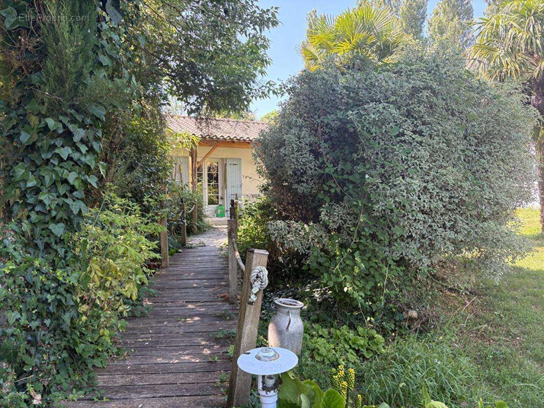 VILLA Saint Laurent De La Pree 120 m2 - photo 15