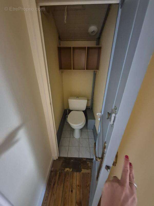 Maison à MONTREAL-LA-CLUSE