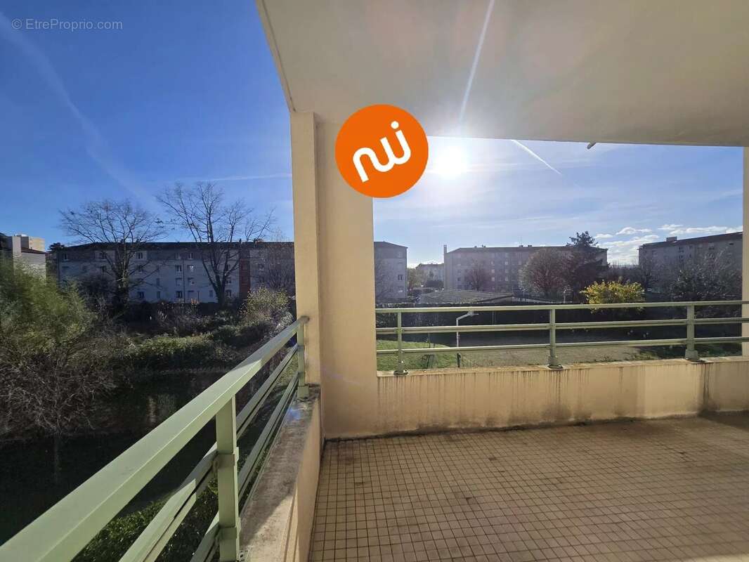 Appartement à TASSIN-LA-DEMI-LUNE