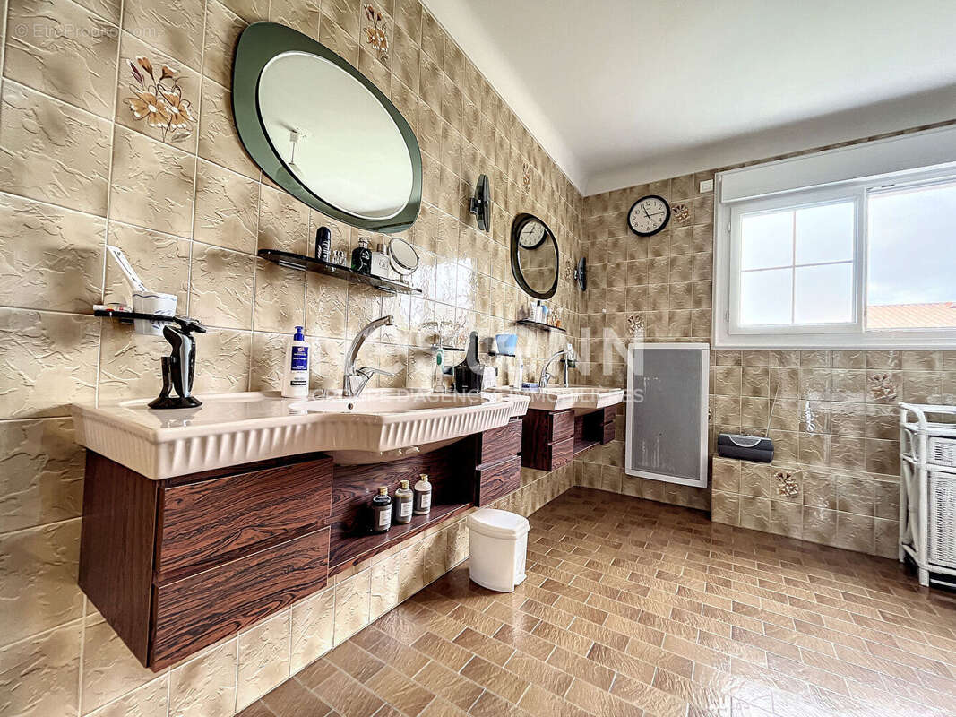 Maison à BEAUVOIR-SUR-MER