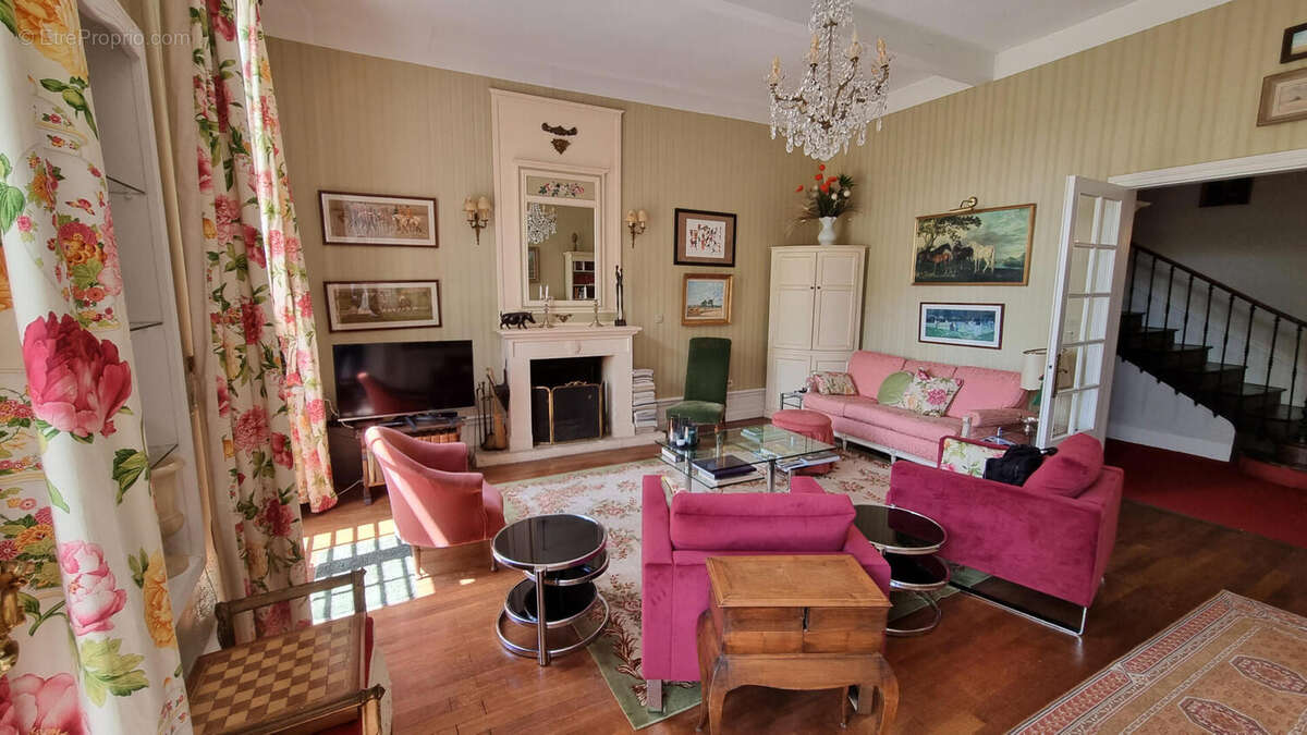 20230516_140548 - Maison à NONTRON