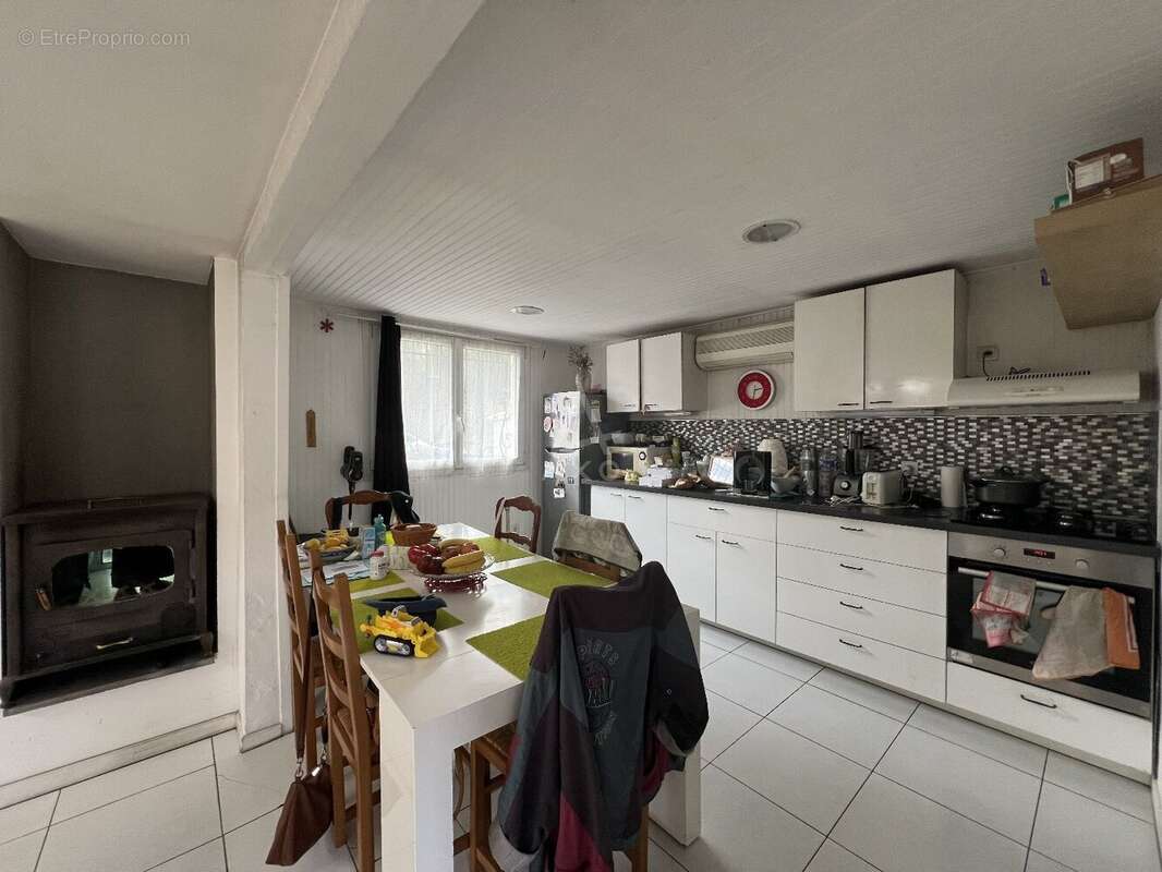 Maison à BORMES-LES-MIMOSAS