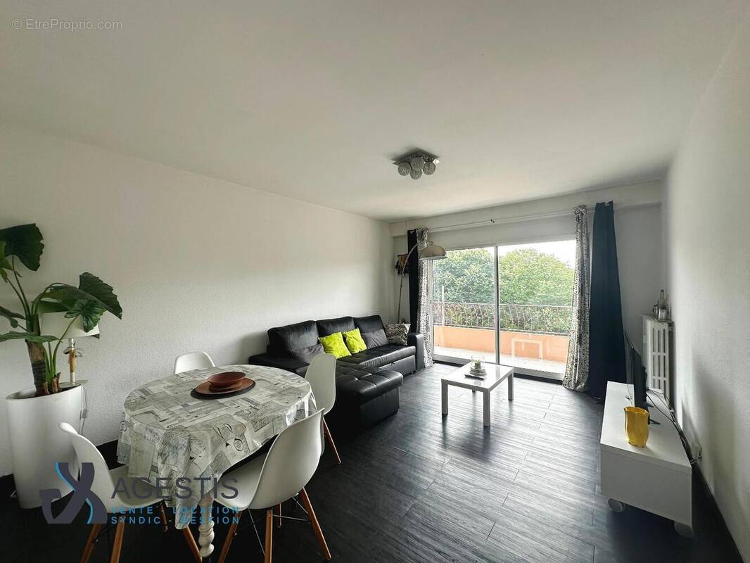   - Appartement à CASTRES