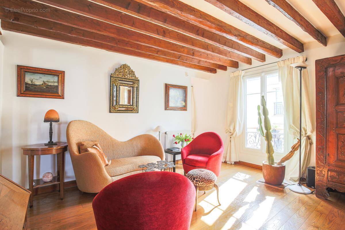 Appartement à PARIS-4E