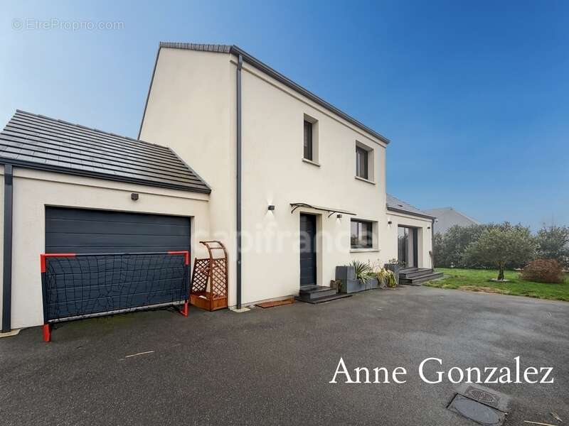 Maison à SAINT-DENIS-EN-VAL